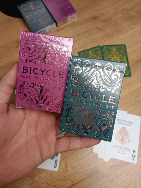 ورق بازی و شعبده بازی مدل بوتانیکا botanica